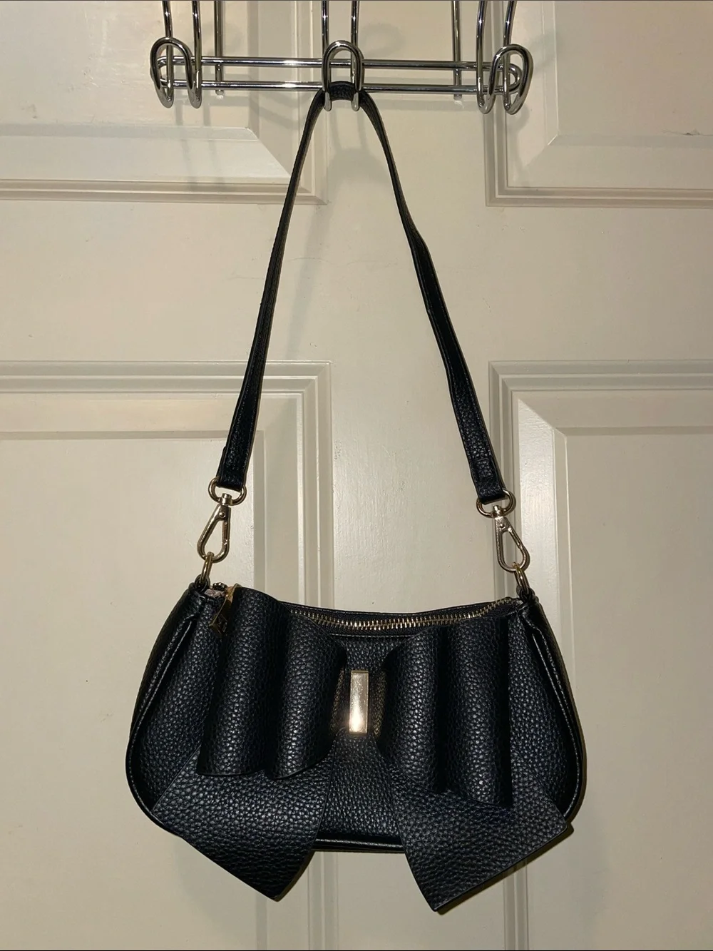 Black Bow-Accent Shoulder Bag - Women's Fashion Handbag